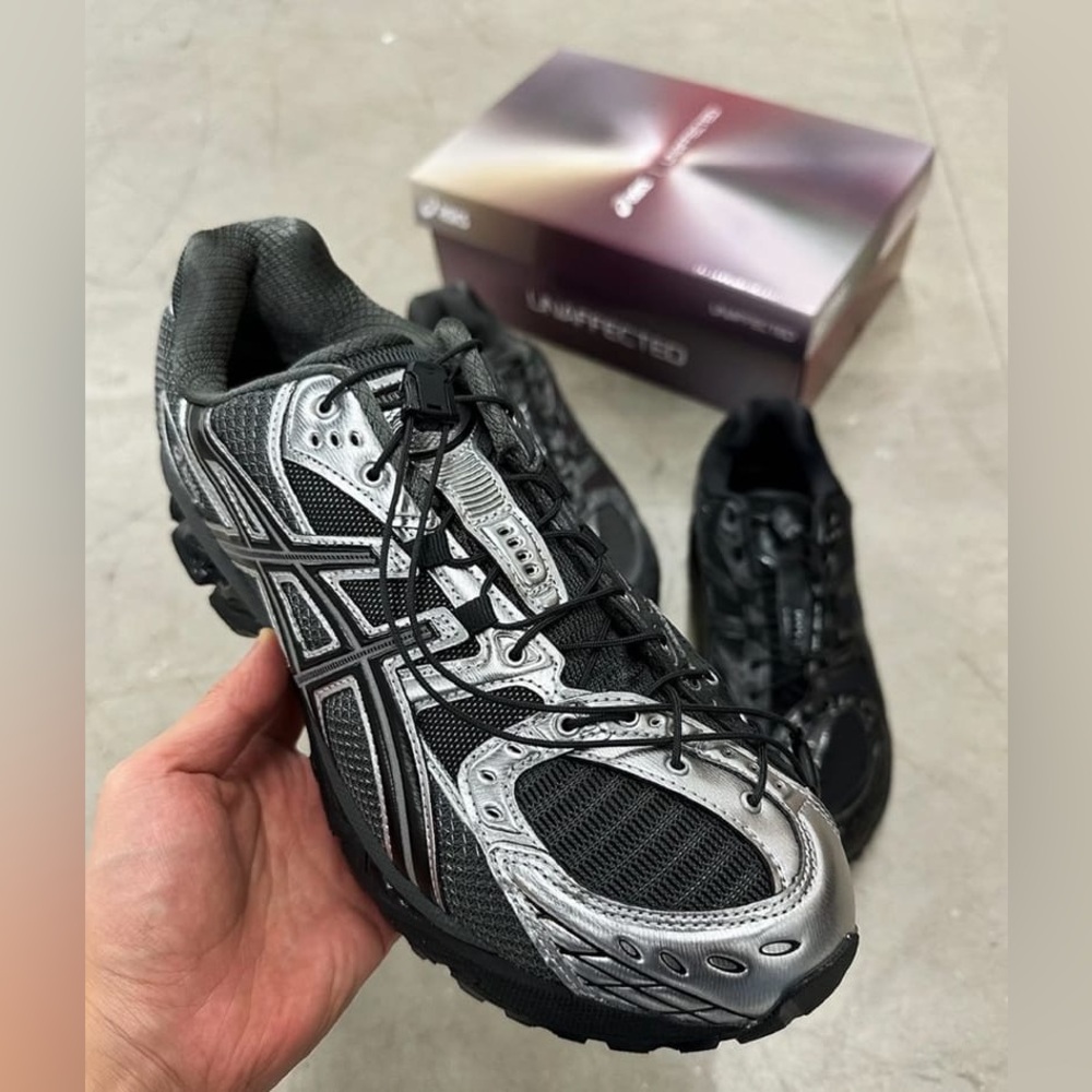 ASICS x Unaffected Gel Nimbus 10.1
